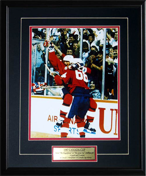 1987 Canada Cup Wayne Gretzky & Mario Lemieux Hockey Sports History 11x14 Frame