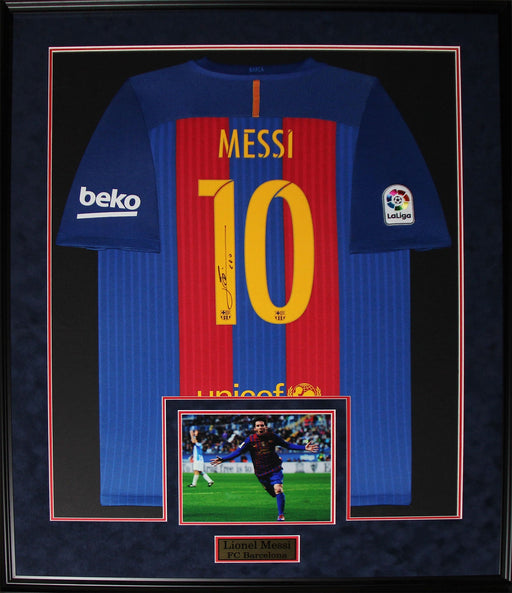 Lionel Messi Barcelona FC La Liga Signed Soccer Football Jersey Collector Frame
