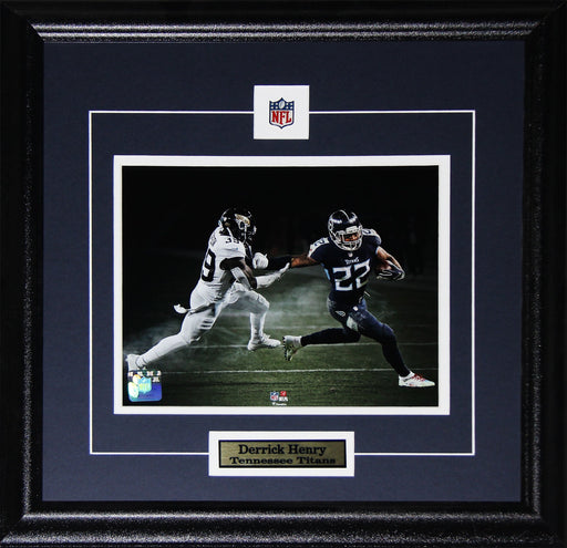 Derrick Henry Tennessee Titans Football Sports Memorabilia Collector 8x10 Frame