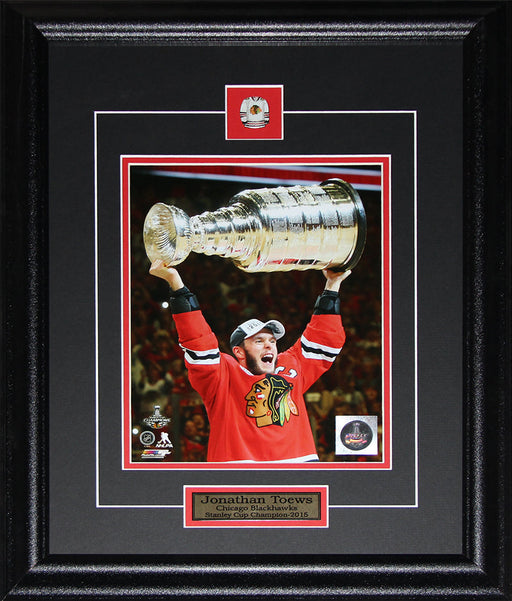 Jonathan Toews Chicago Blackhawks 2015 Stanley Cup 8x10 Hockey Frame