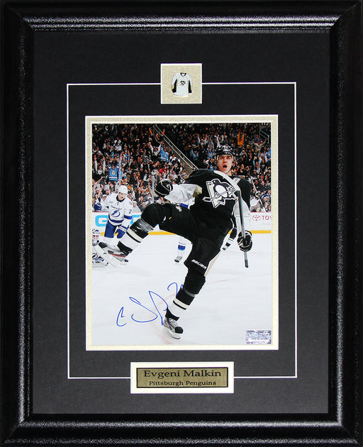 Evgeni Malkin Pittsburgh Penguins Signed 8x10 Hockey Collector Frame