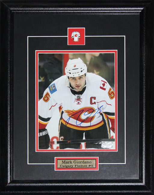 Mike Giordano Calgary Flames Signed 8x10 Hockey Memorabilia Collector Frame