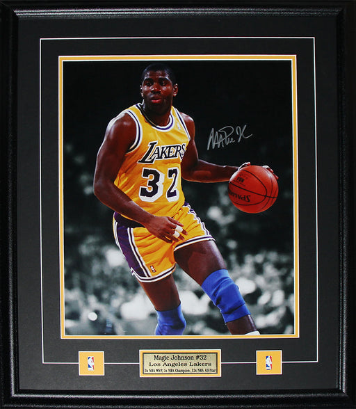 Magic Johnson Los Angeles Lakers Signed 16x20 Basketball Collector Frame