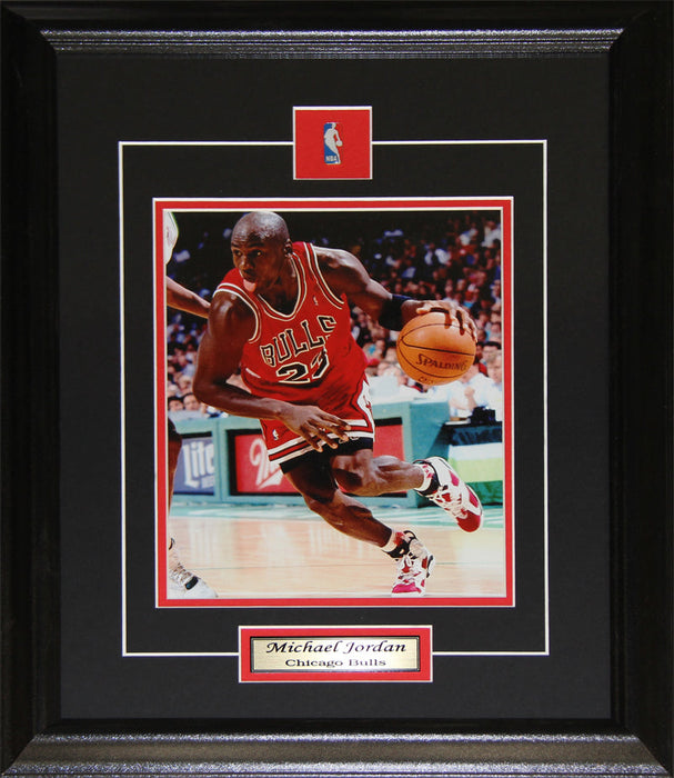 Michael Jordan Chicago Bulls 8x10 Basketball Memorabilia Collector Frame