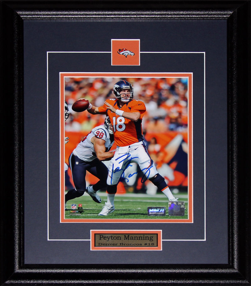 Peyton Manning Denver Broncos Signed 8x10 Football Collector Frame ...