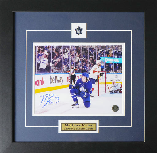 Matthew Knies Toronto Maple Leafs Signed Hockey 8x10 Sports Memorabilia Collector Frame