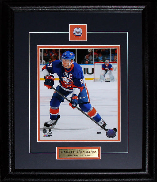 John Tavares New York Islanders 8x10 Hockey Memorabilia Collector Frame