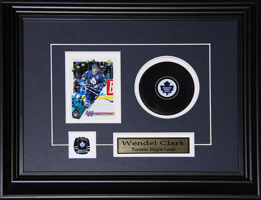 Wendel Clark Toronto Maple Leafs Signed Card with puck Hockey Frame
