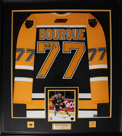 Ray Bourque Boston Bruins Signed Jersey Hockey Memorabilia Collector Frame