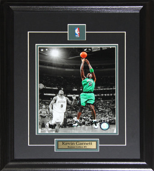 Kevin Garnett Boston Celtics 8x10 Basketball Memorabilia Collector Frame