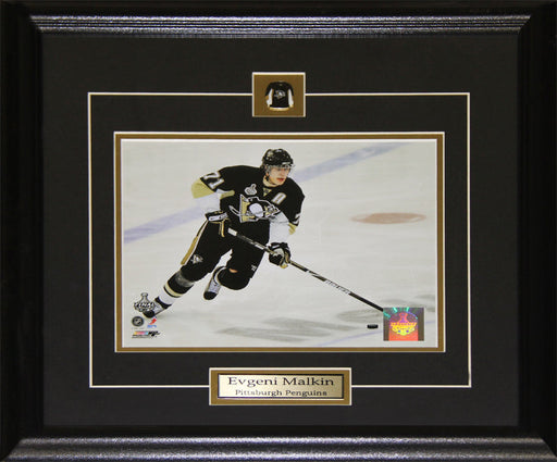 Evgeni Malkin Pittsburgh Penguins 8x10 Hockey Memorabilia Collector Frame