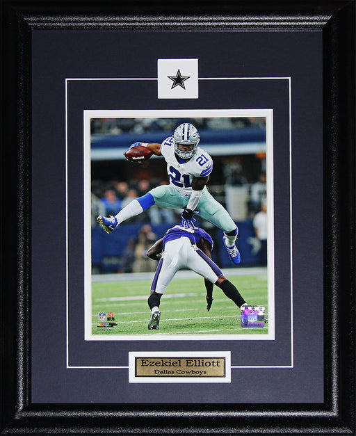 Ezekiel Elliott Dallas Cowboys 8x10 Football Memorabilia Collector Frame