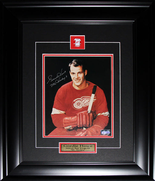 Gordie Howe Detroit Red Wings Signed 8x10 Hockey Memorabilia Collector Frame