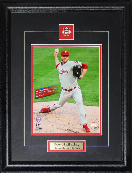 Roy Halladay Philadelphia Phillies 8x10 Baseball Memorabilia Collector Frame