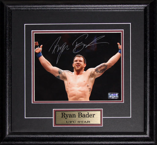 Ryan Bader UFC MMA Mixed Martial Arts Signed 8x10 Memorabilia Collector Frame