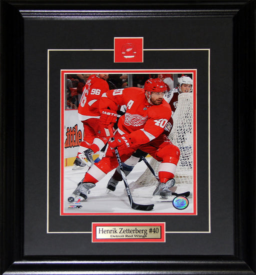 Henrik Zetterberg Detroit Red Wings 8x10 Hockey Memorabilia Collector Frame
