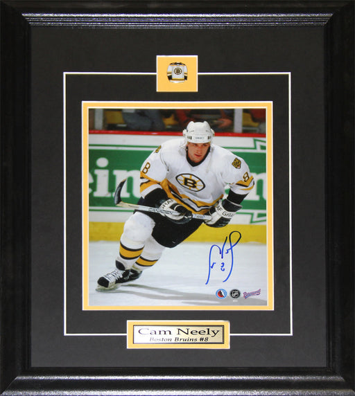 Cam Neely Boston Bruins Signed 8x10 Hockey Memorabilia Collector Frame
