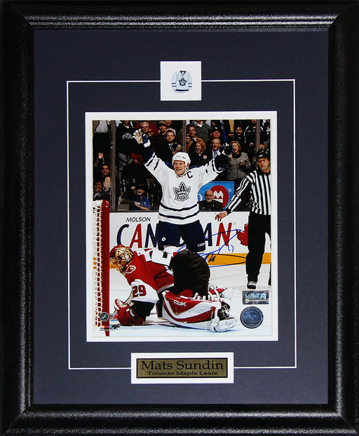 Mats Sundin Toronto Maple Leafs Signed 8x10 Hockey Collector Frame