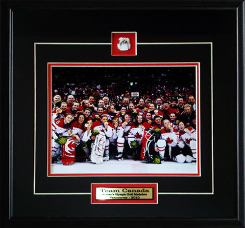 Team Canada 2010 Vancouver Winter Olympics Women's Hockey Gold Medal 8x10 Frame