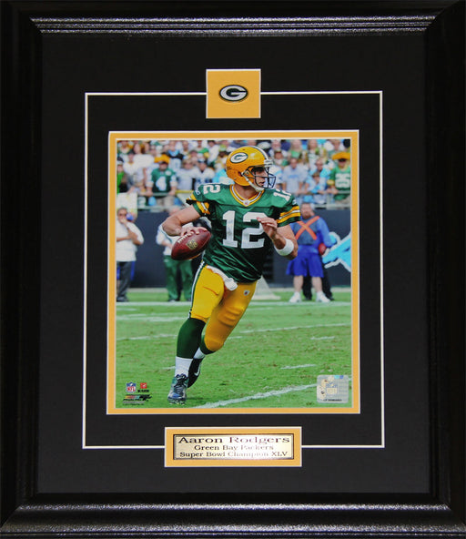 Aaron Rodgers Green Bay Packers 8x10 Football Memorabilia Collector Frame