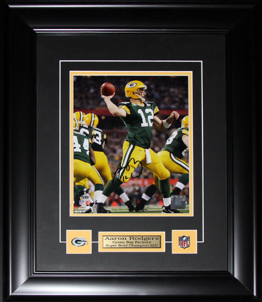 Aaron Rodgers Green Bay Packers Signed 8x10 Football Collector Frame